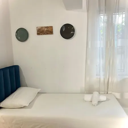 Budget Retreat Hotel 3*