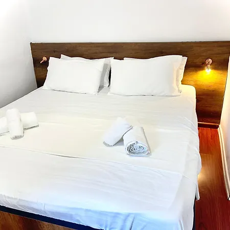 Budget Retreat Hotel 3*